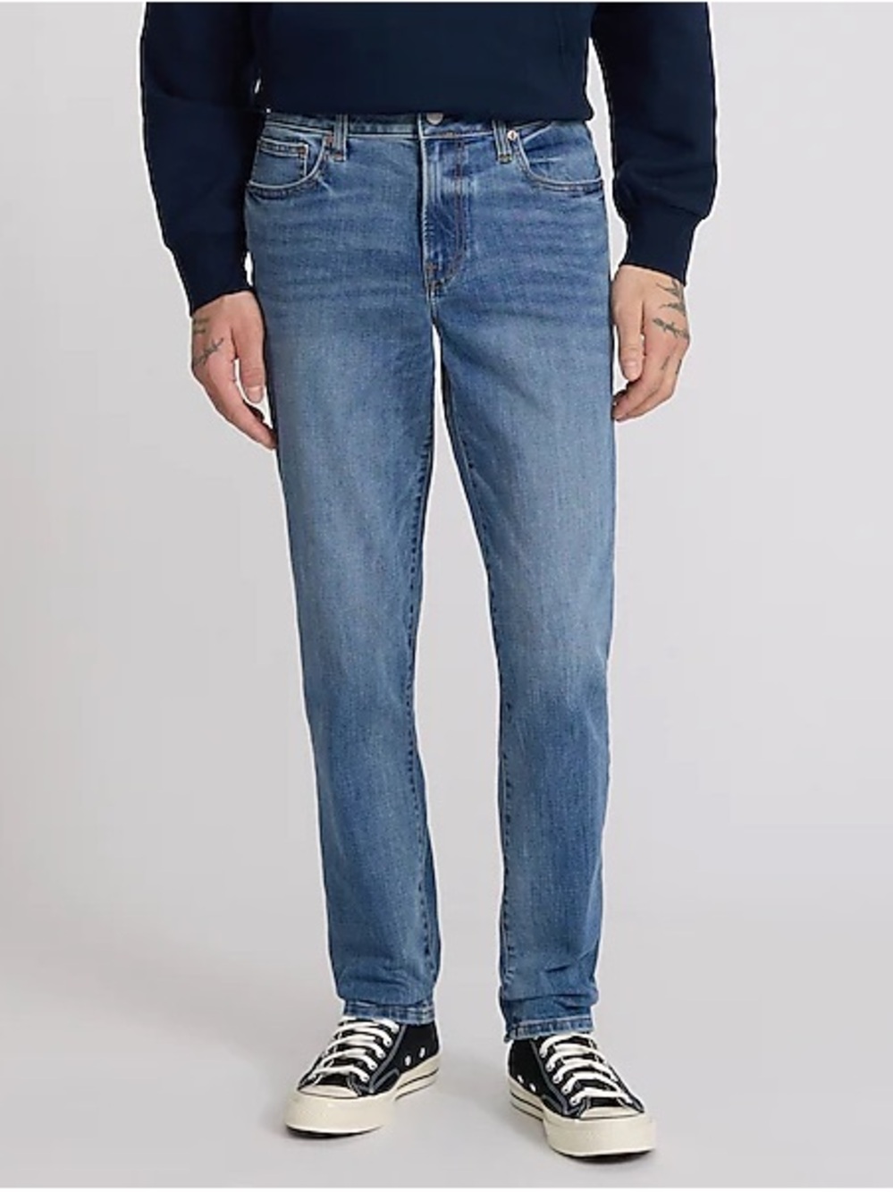 Express Men's Slim Straight Jeans in Light Blue Wash